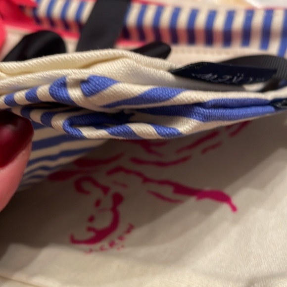 NWT J Crew 3 cosmetic bags, different sizes, colorful with pink zippers. - Picture 10 of 13